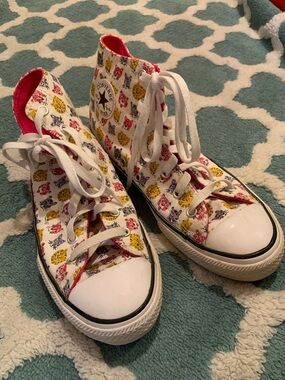 Converse Kids High-Top Sneakers in White with Yellow, Pink, and Gray Cat Motif